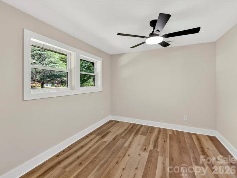 3132 Sudbury Road Charlotte NC 28205