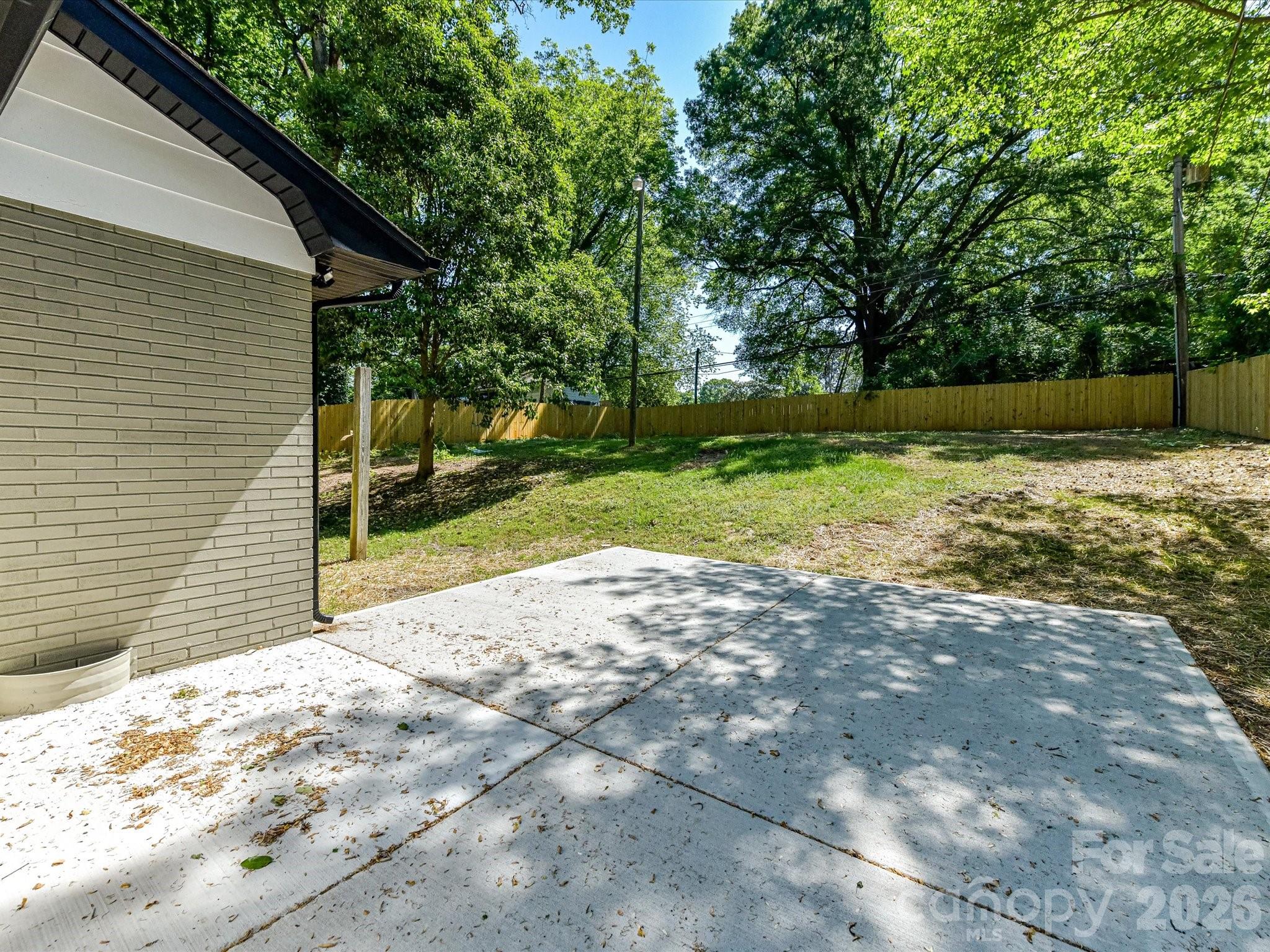 3132 Sudbury Road Charlotte NC 28205