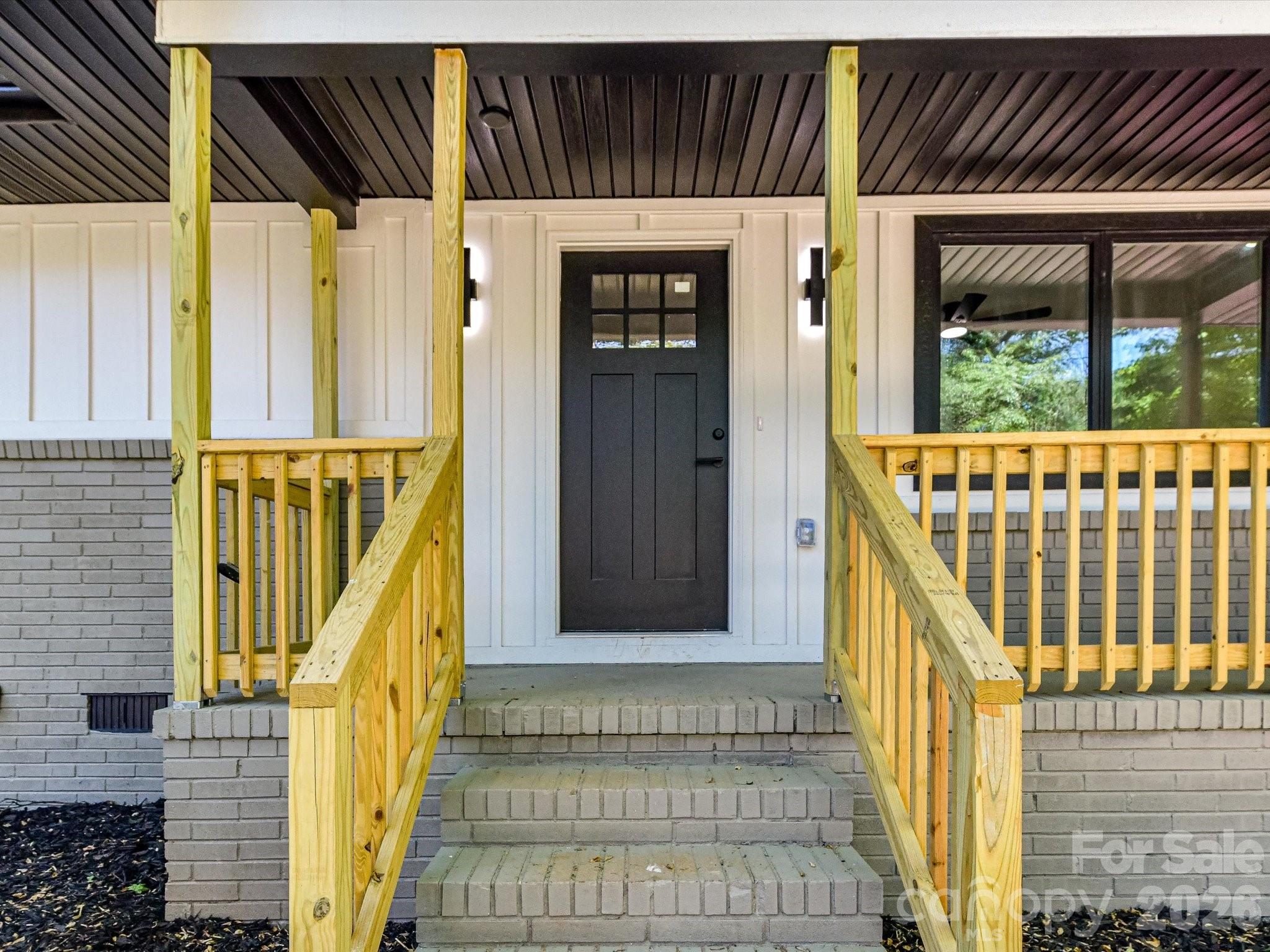 3132 Sudbury Road Charlotte NC 28205