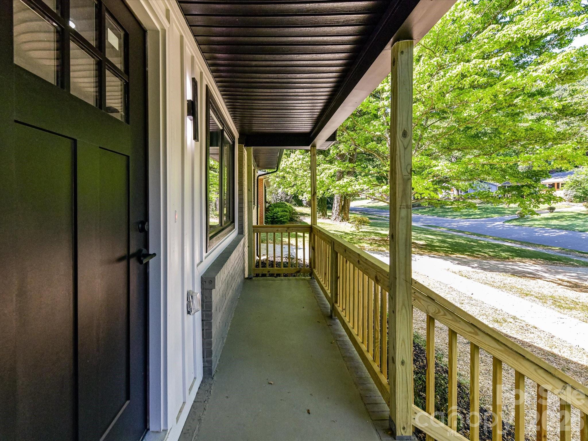 3132 Sudbury Road Charlotte NC 28205