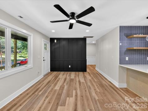 3132 Sudbury Road Charlotte NC 28205