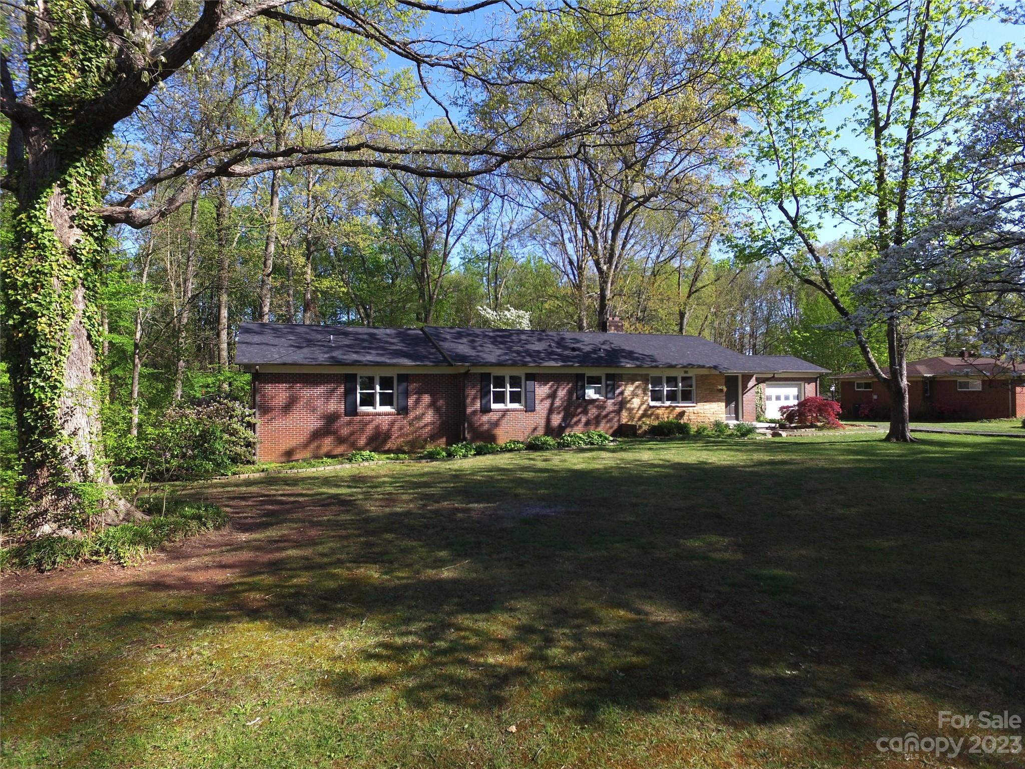 3874 Idlewood Acres Road Hickory NC 28601