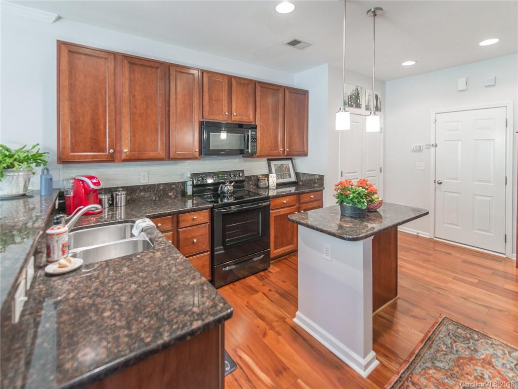 8547 Brookings Drive Charlotte NC 28269