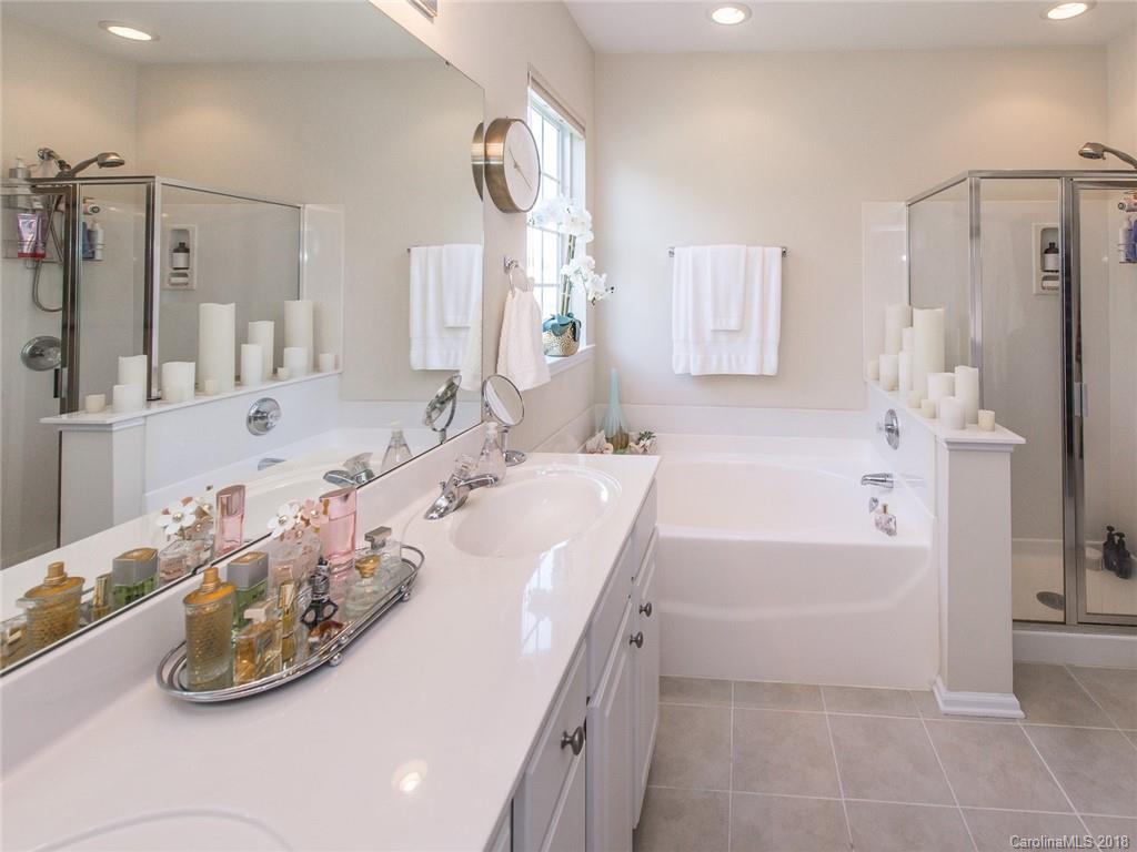 8547 Brookings Drive Charlotte NC 28269