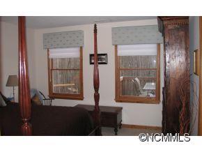 33 Gardenia Trail Fairview NC 28730