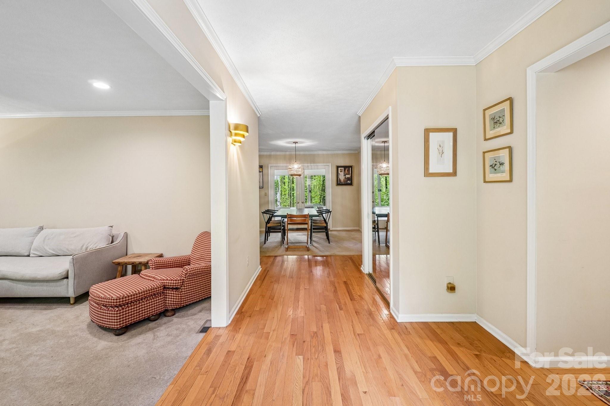 9 Westbridge Drive Hendersonville NC 28739