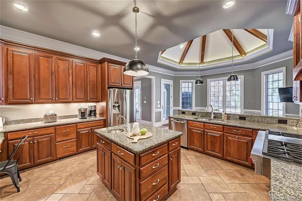 330 Trafalgar Place Matthews NC 28105