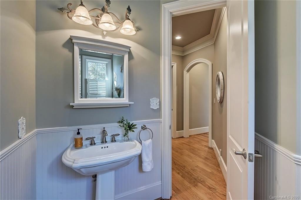 330 Trafalgar Place Matthews NC 28105