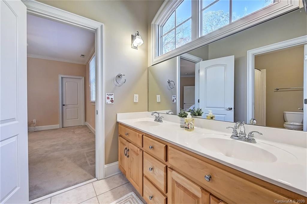 330 Trafalgar Place Matthews NC 28105