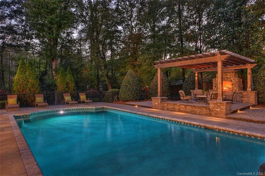 330 Trafalgar Place Matthews NC 28105