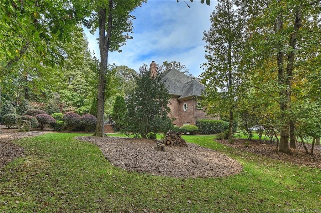330 Trafalgar Place Matthews NC 28105