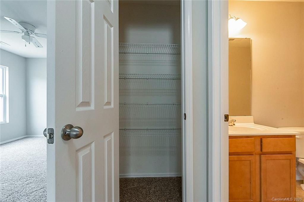 948 Willow Creek Drive Gastonia NC 28054