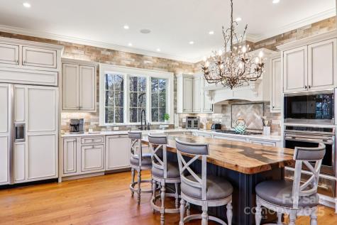 146 Allison Creek Trail Brevard NC 28712