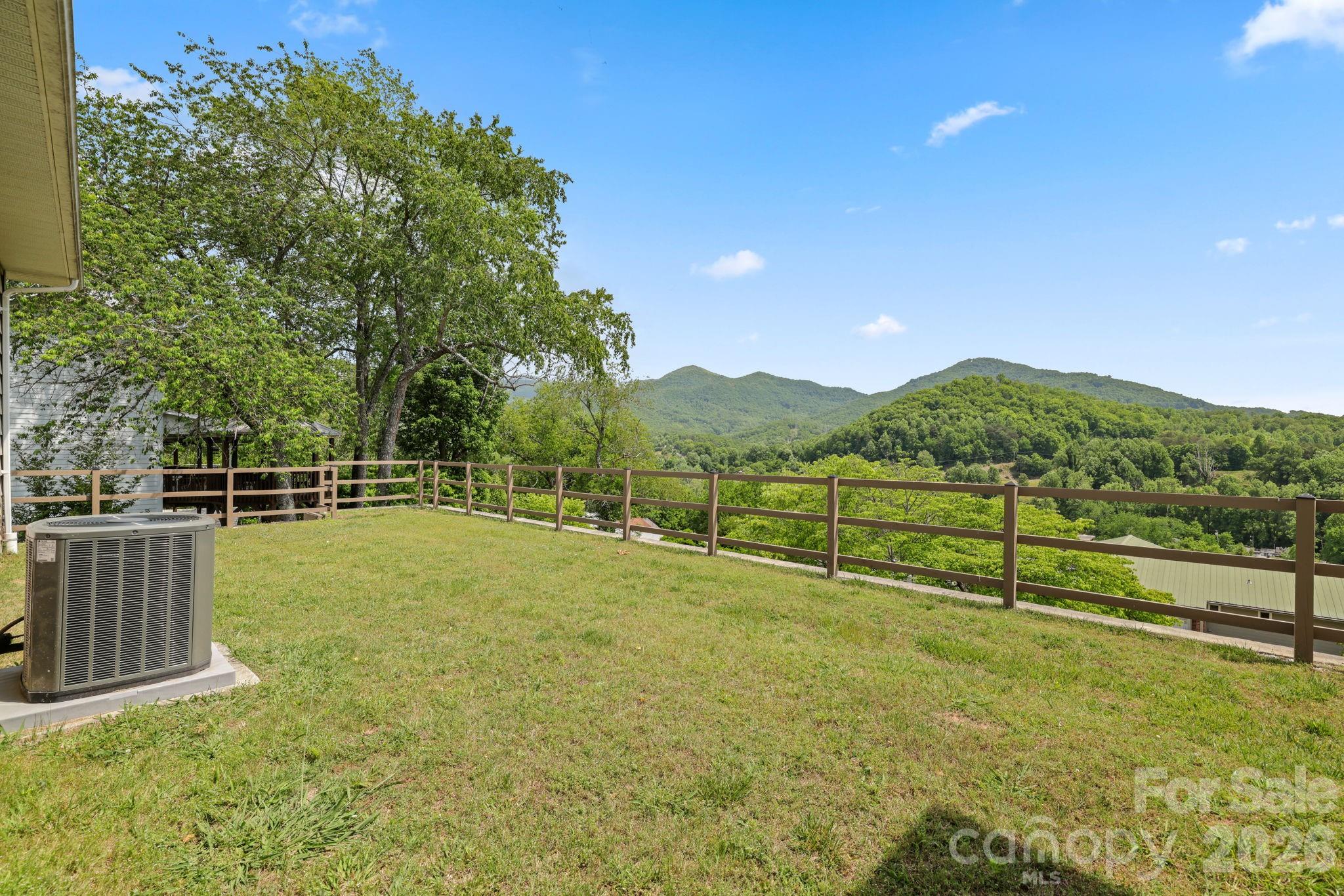 533 Lemons Branch Road Bryson City NC 28713