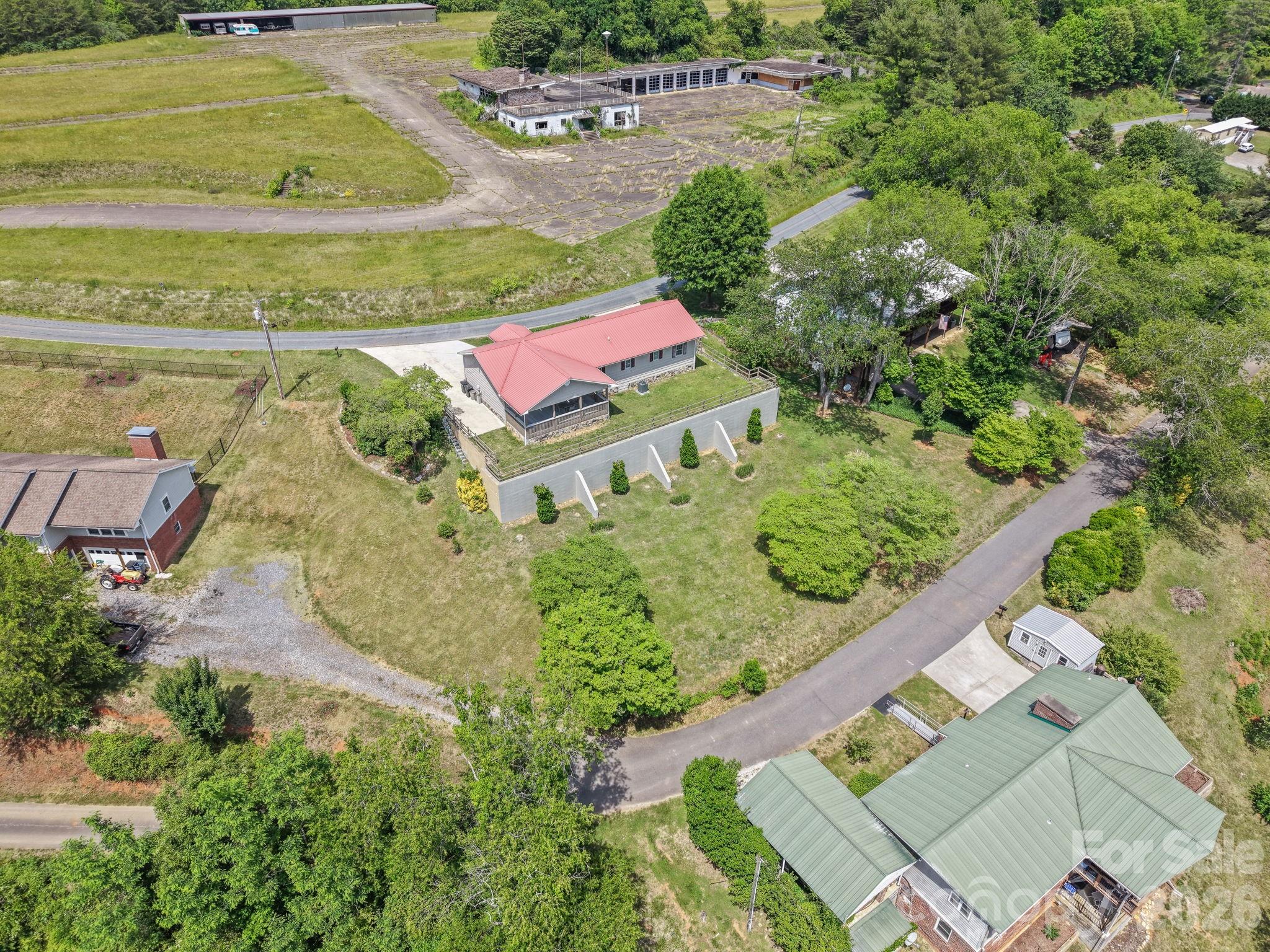 533 Lemons Branch Road Bryson City NC 28713