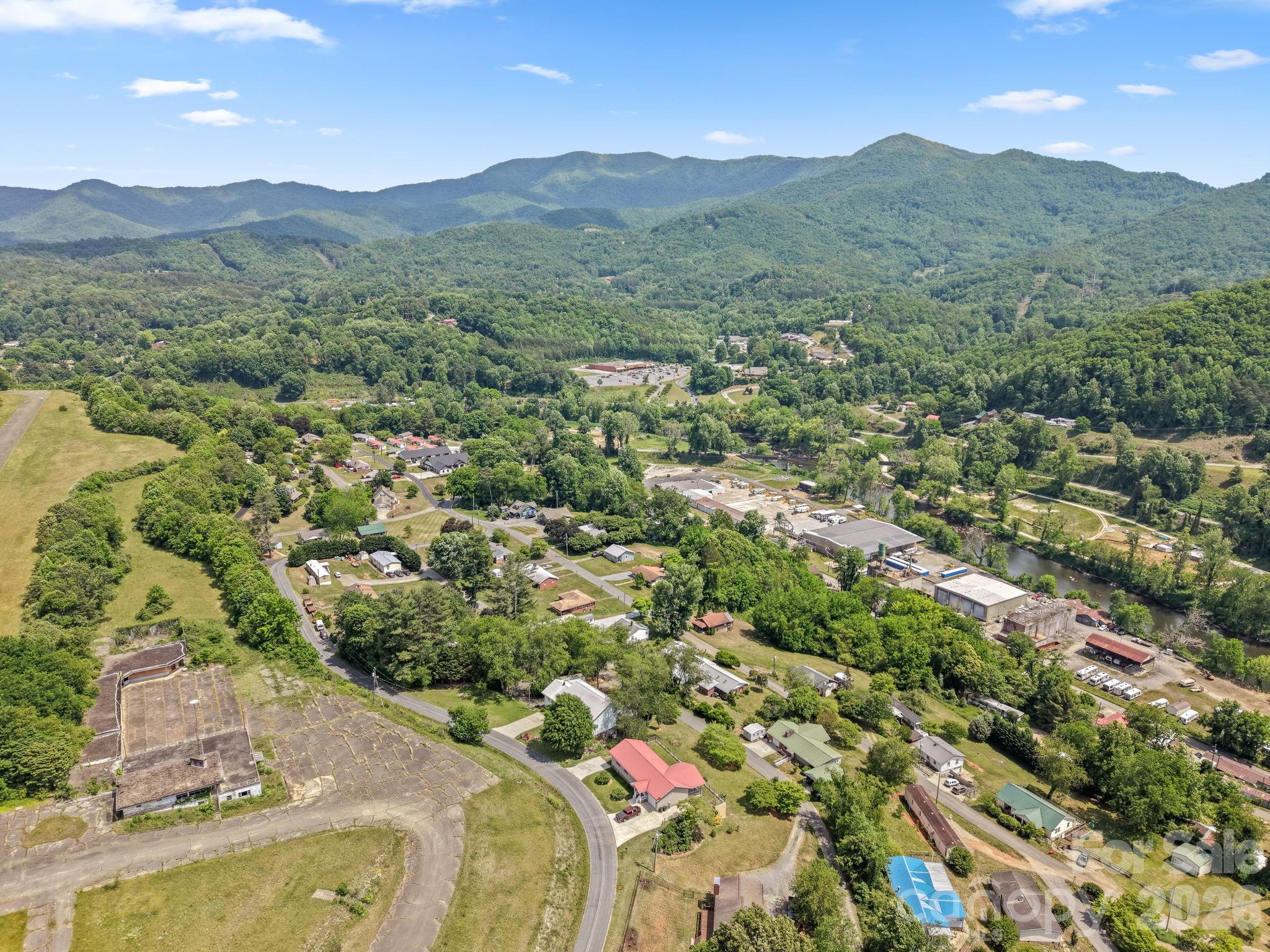 533 Lemons Branch Road Bryson City NC 28713