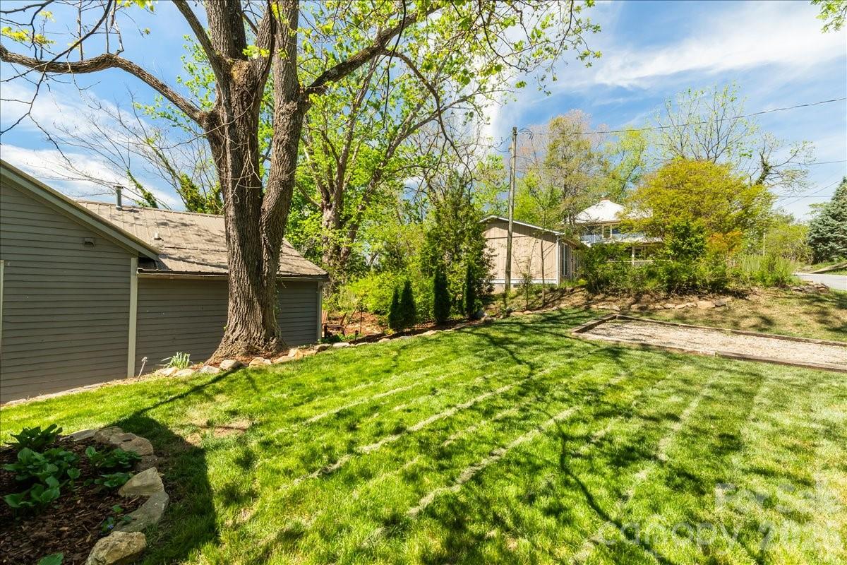 14 Woodrow Avenue Asheville NC 28801