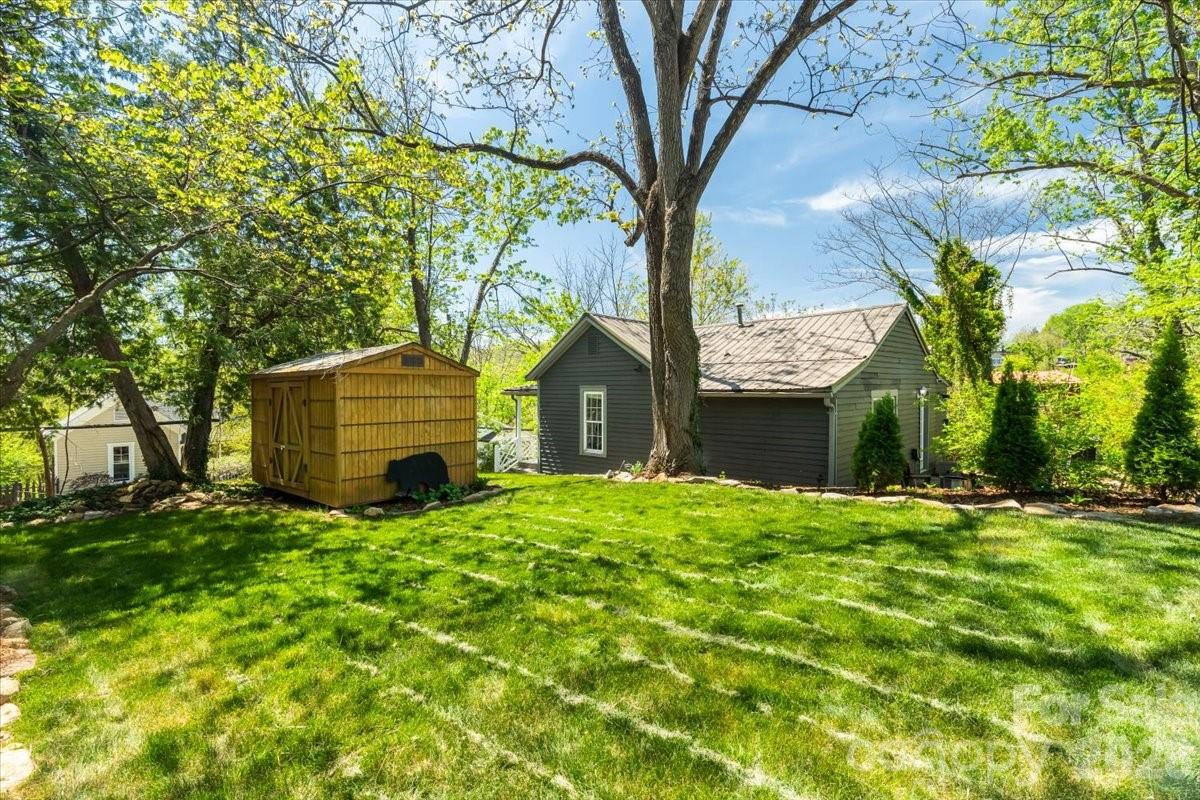 14 Woodrow Avenue Asheville NC 28801