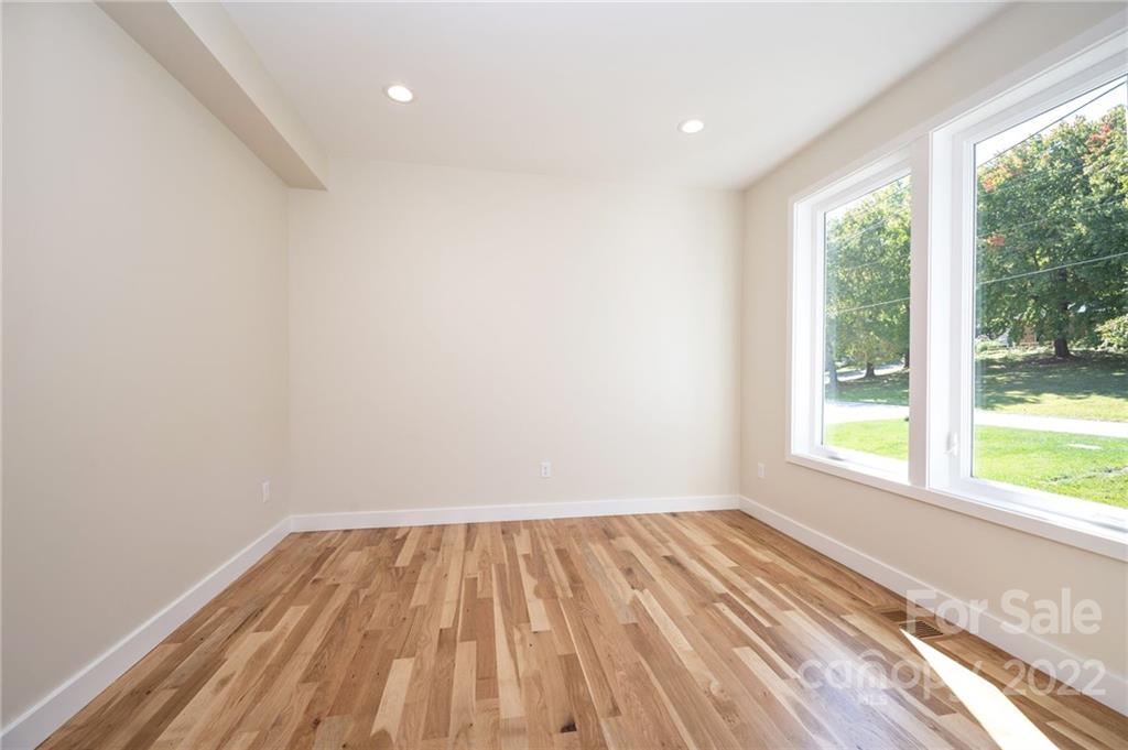 975 New Haw Creek Road Asheville NC 28805