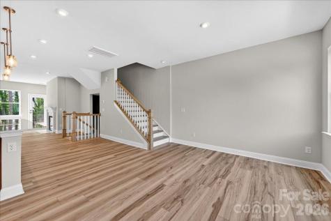 7925 Cedarsmith Court Charlotte NC 28217