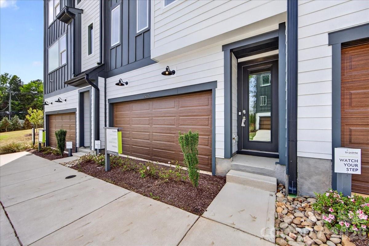 7925 Cedarsmith Court Charlotte NC 28217