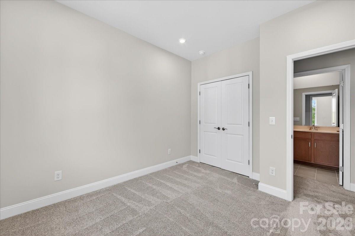 7925 Cedarsmith Court Charlotte NC 28217