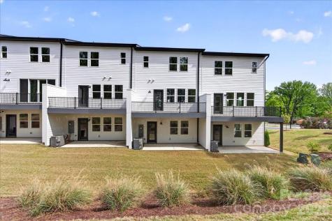 7925 Cedarsmith Court Charlotte NC 28217