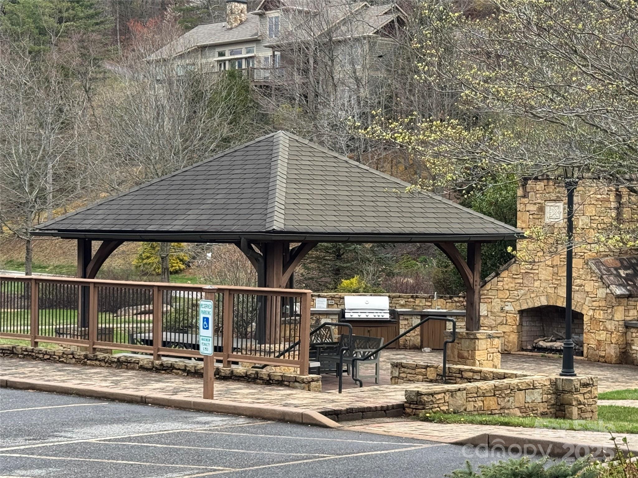 140 Summit Tower Circle Asheville NC 28804