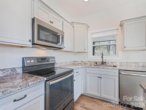 132 Fields Drive Waynesville NC 28785