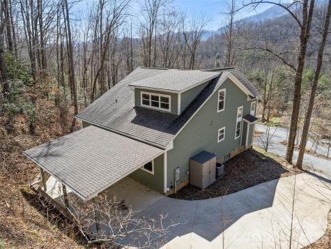 132 Fields Drive Waynesville NC 28785