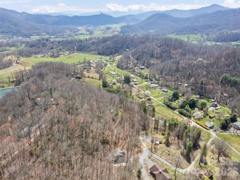 132 Fields Drive Waynesville NC 28785