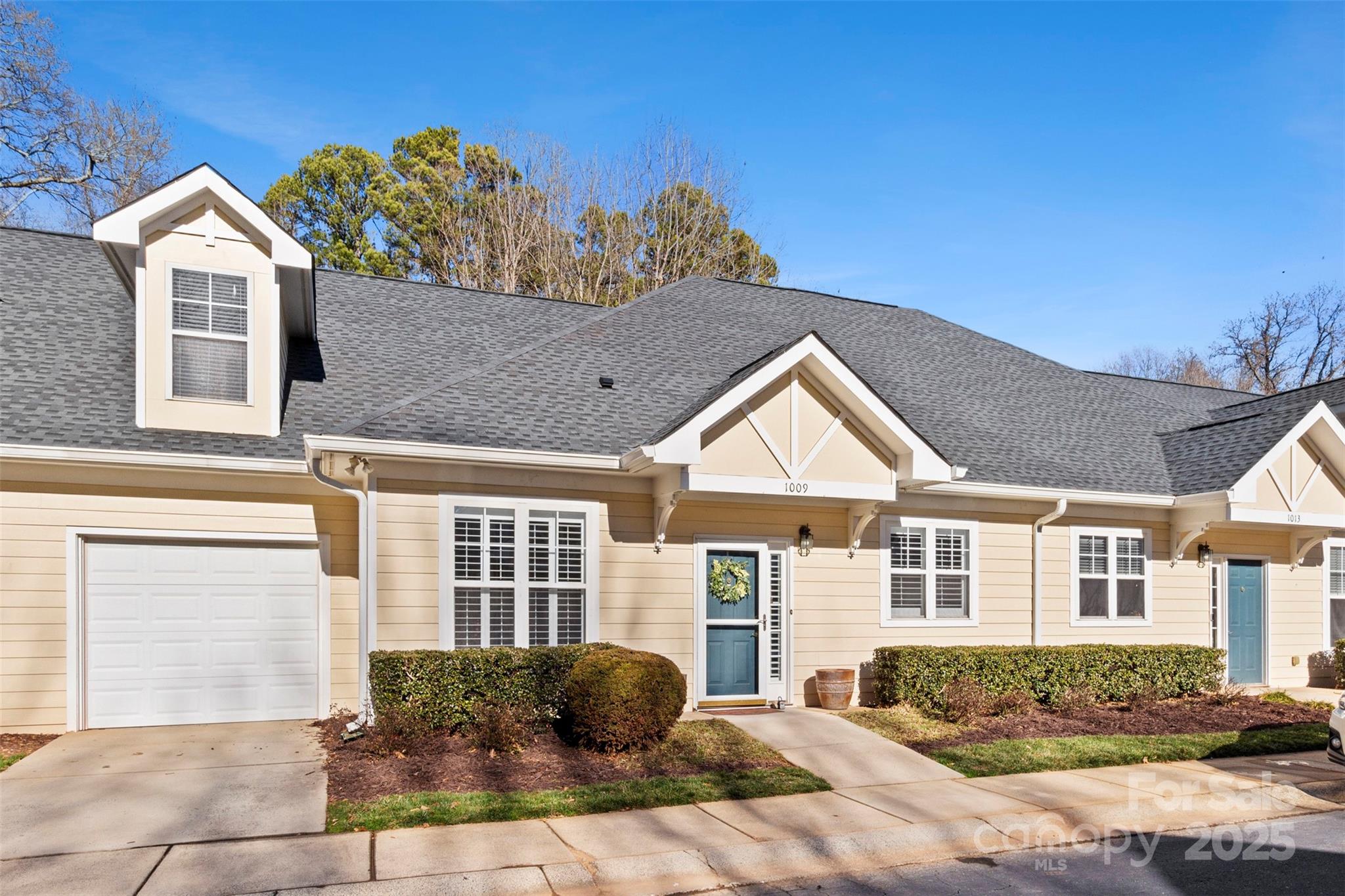 1009 Davant Lane Charlotte NC 28209