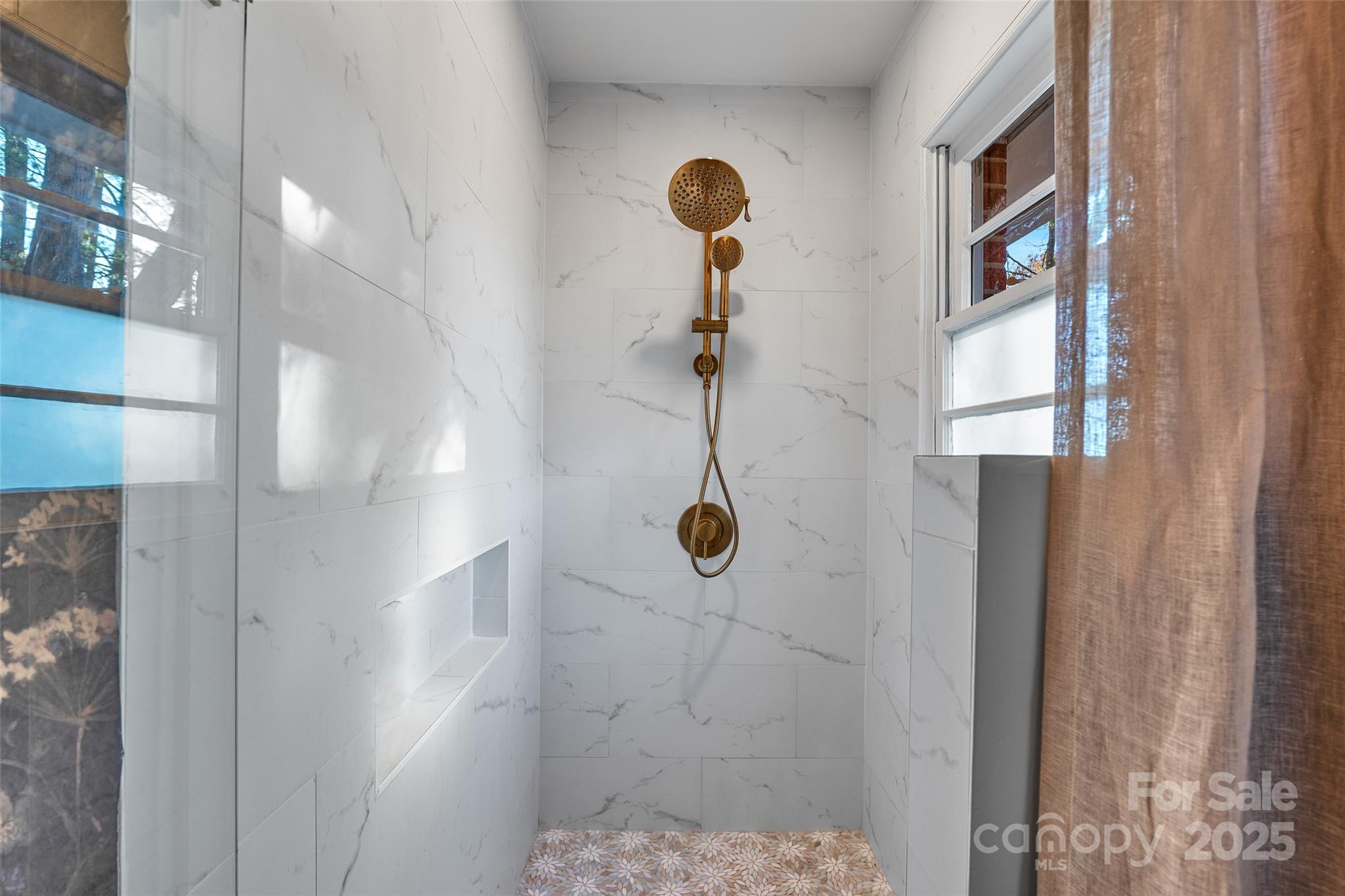 112 Pearson Drive Asheville NC 28801