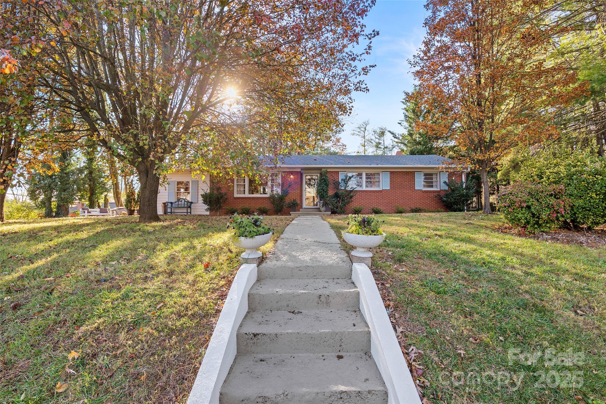 112 Pearson Drive Asheville NC 28801