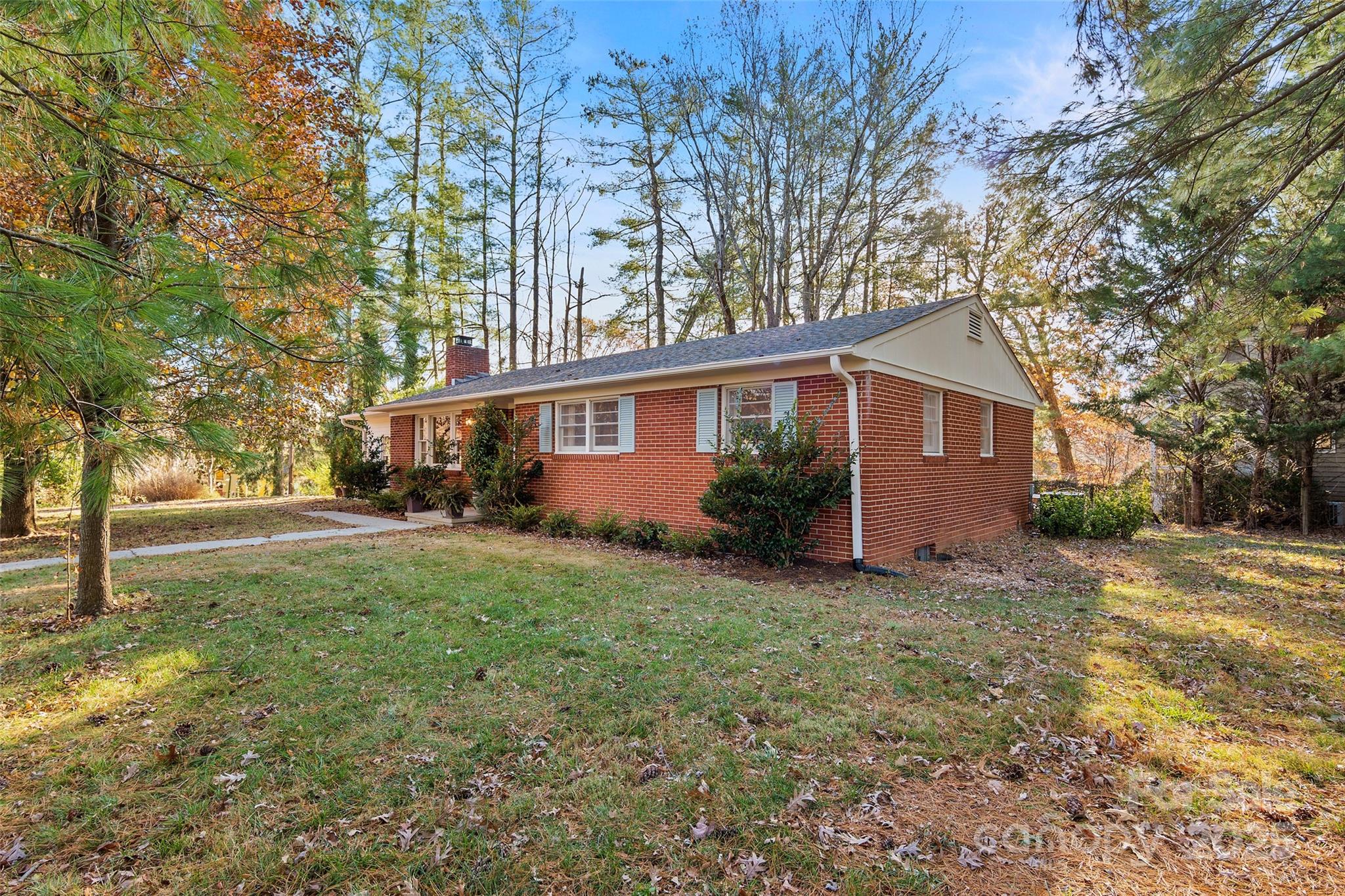 112 Pearson Drive Asheville NC 28801