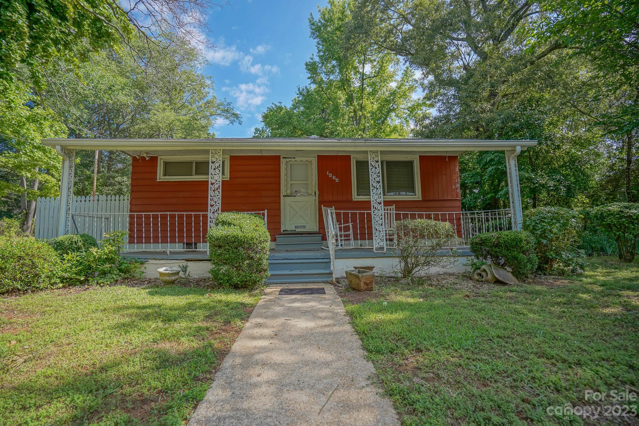 1606 Bristol Road Statesville NC 28677