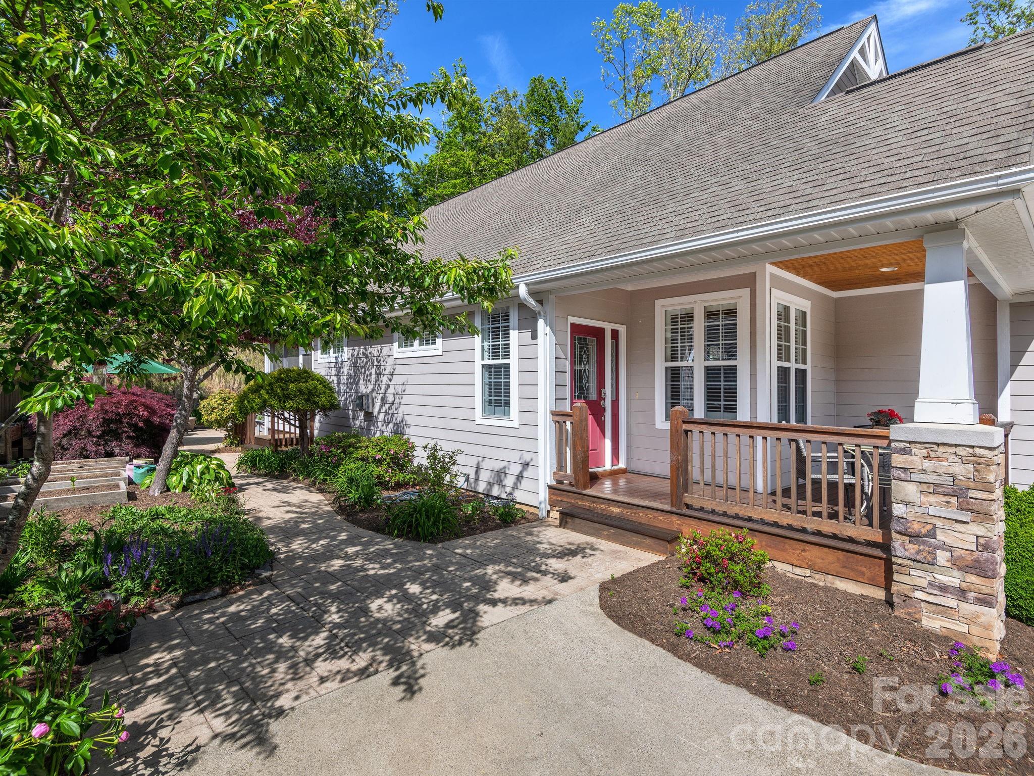 30 Banks Town Road Weaverville NC 28787
