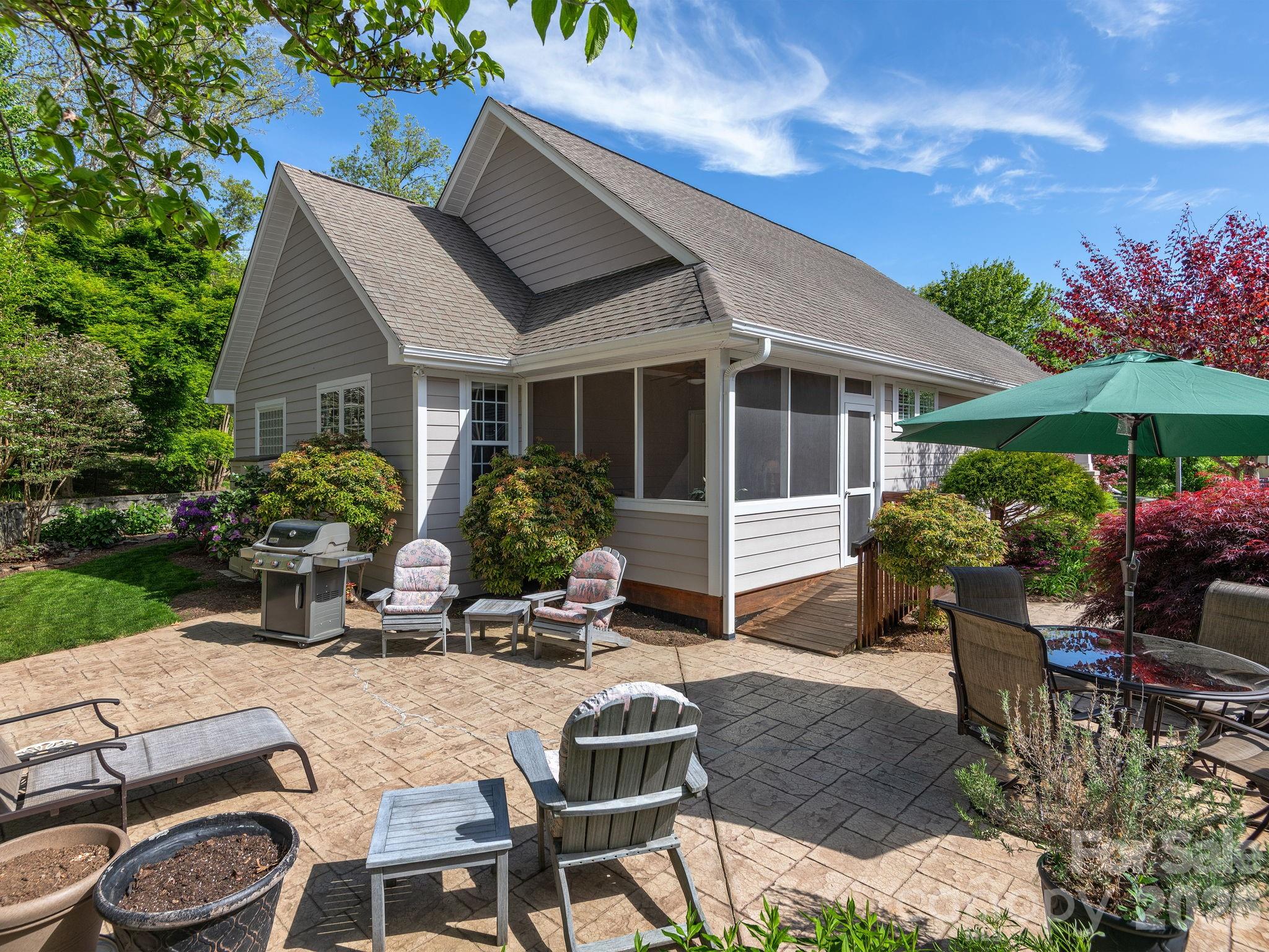 30 Banks Town Road Weaverville NC 28787