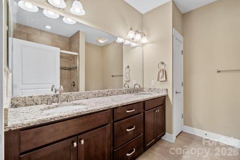 9 Brookstone Place Candler NC 28715