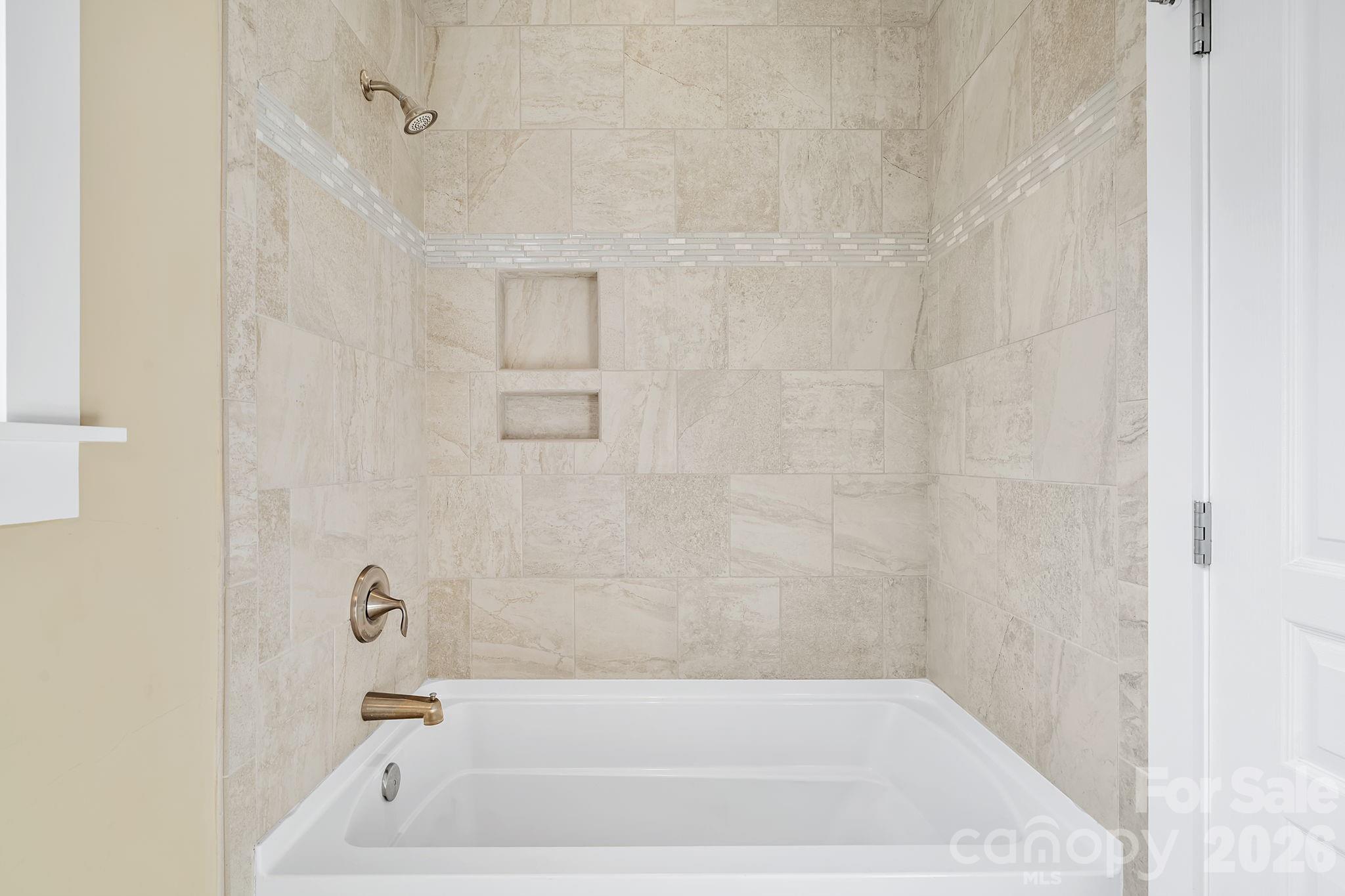 9 Brookstone Place Candler NC 28715