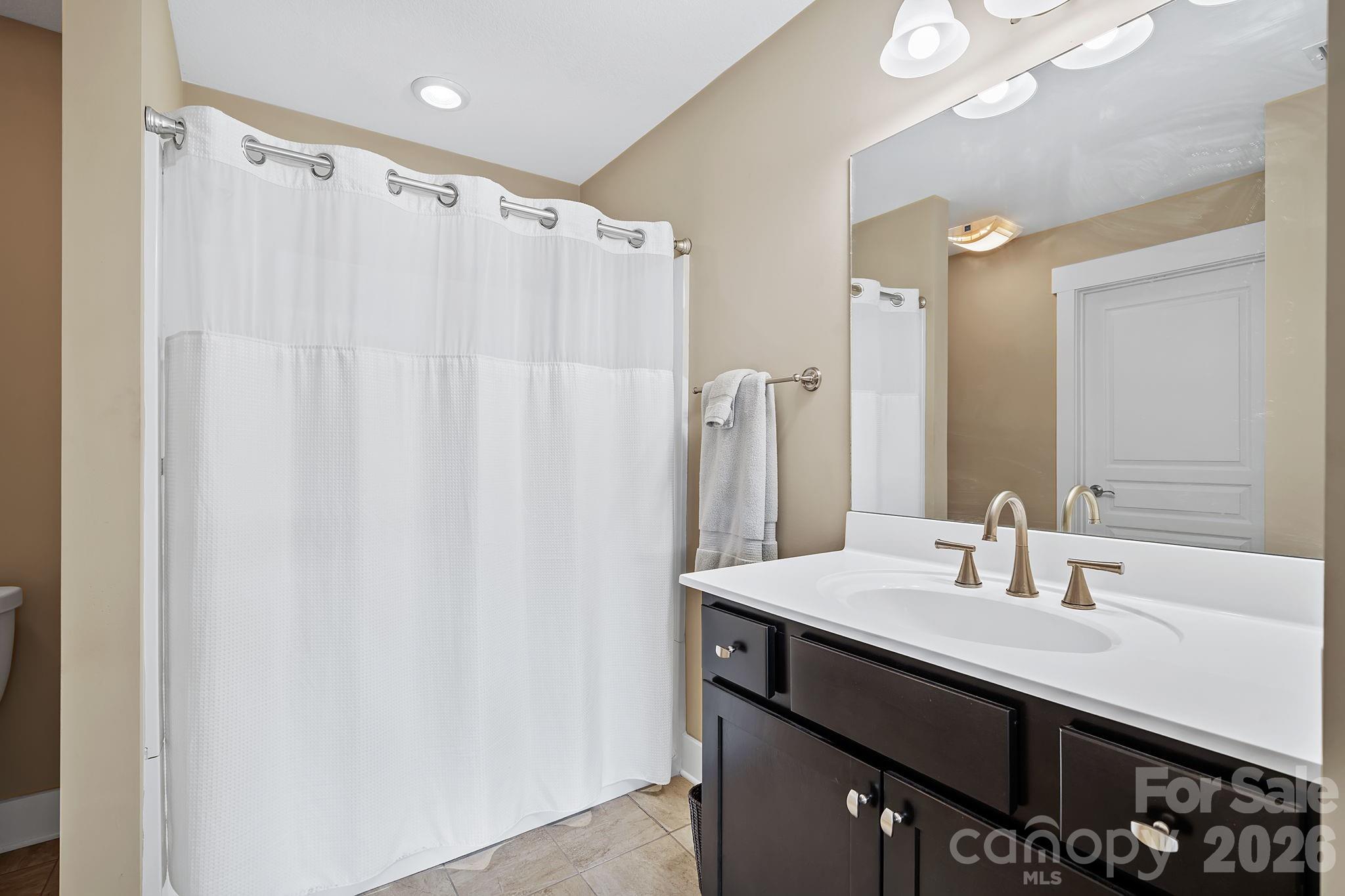 9 Brookstone Place Candler NC 28715
