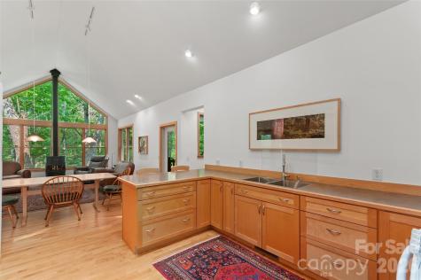 608 Brandywine Road Waynesville NC 28786