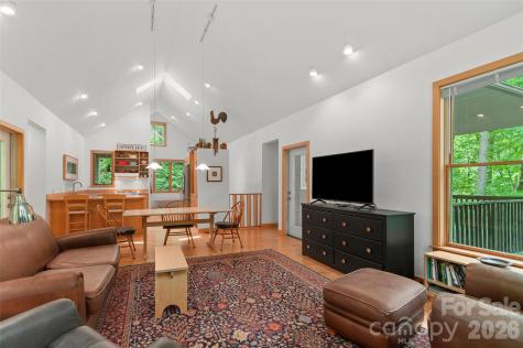 608 Brandywine Road Waynesville NC 28786