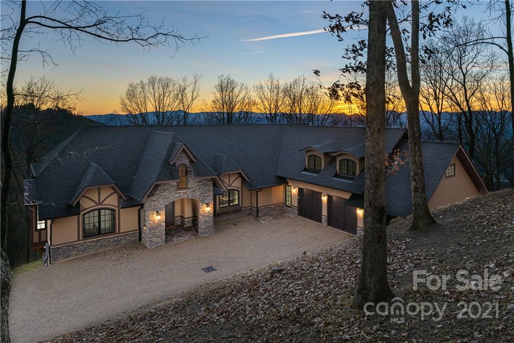 34 Waxwing Way Asheville NC 28804
