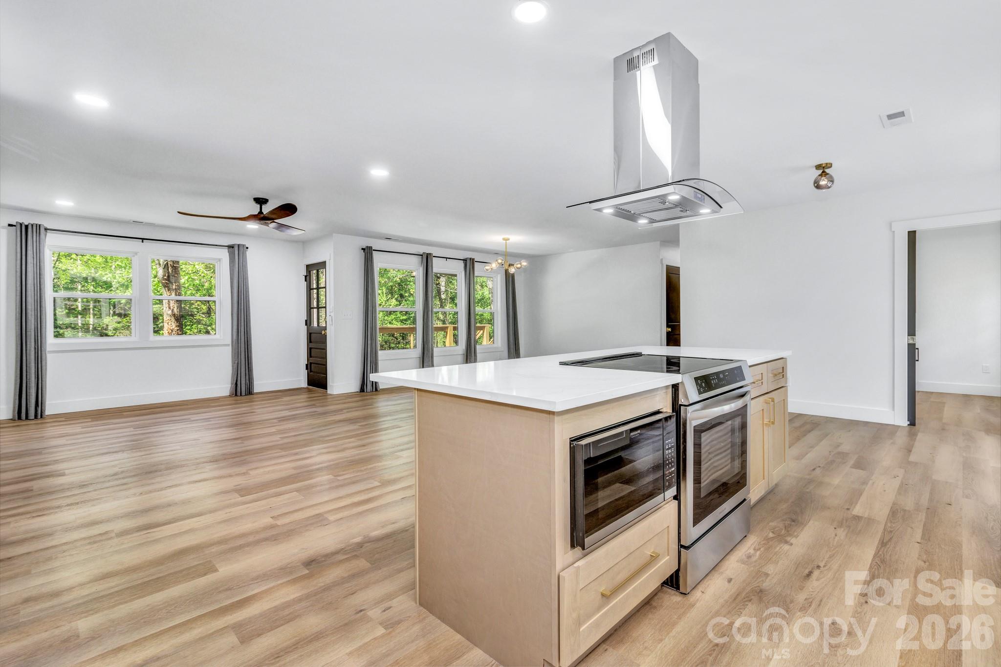 7 Angus Lane Asheville NC 28805