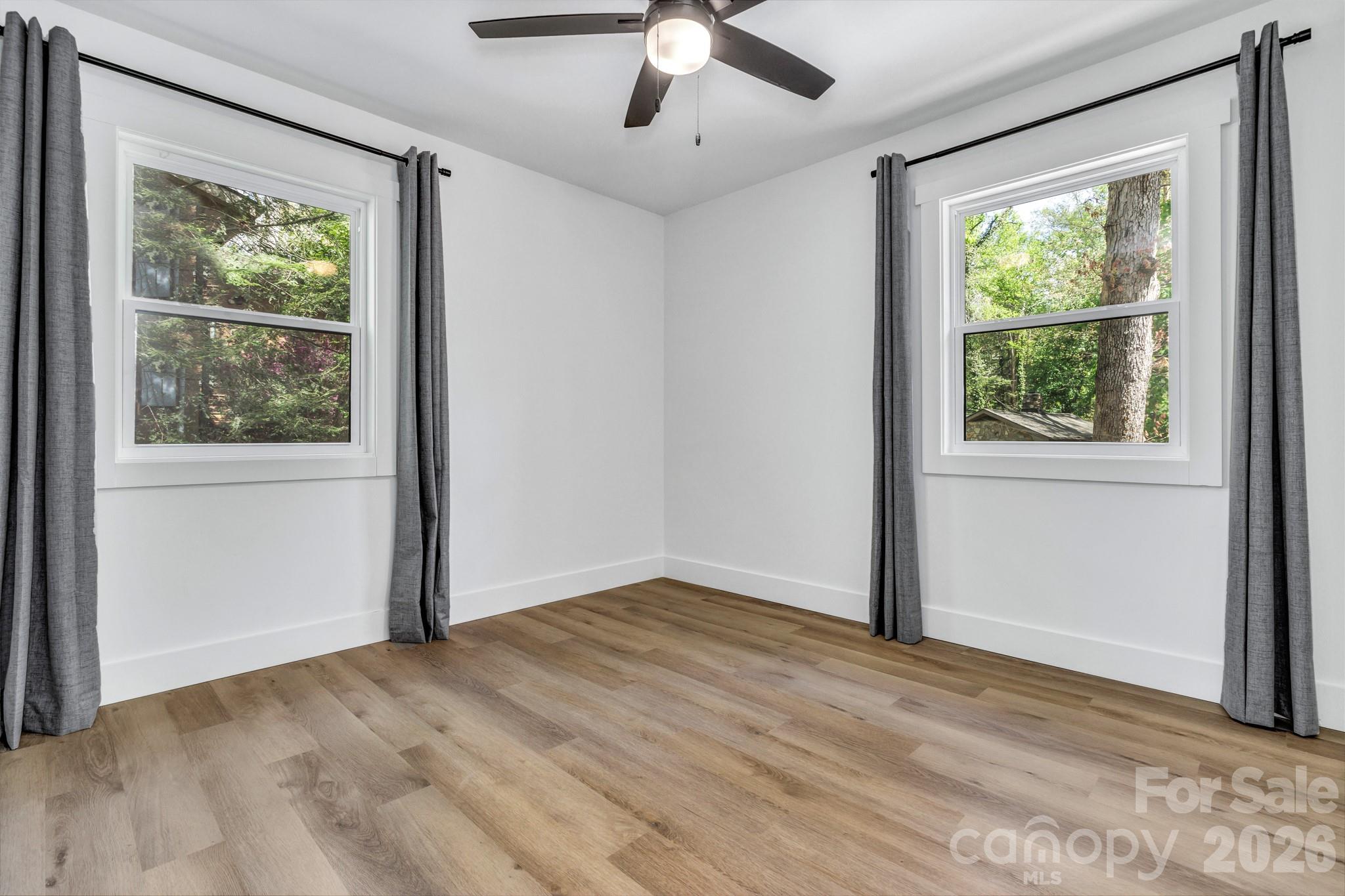 7 Angus Lane Asheville NC 28805