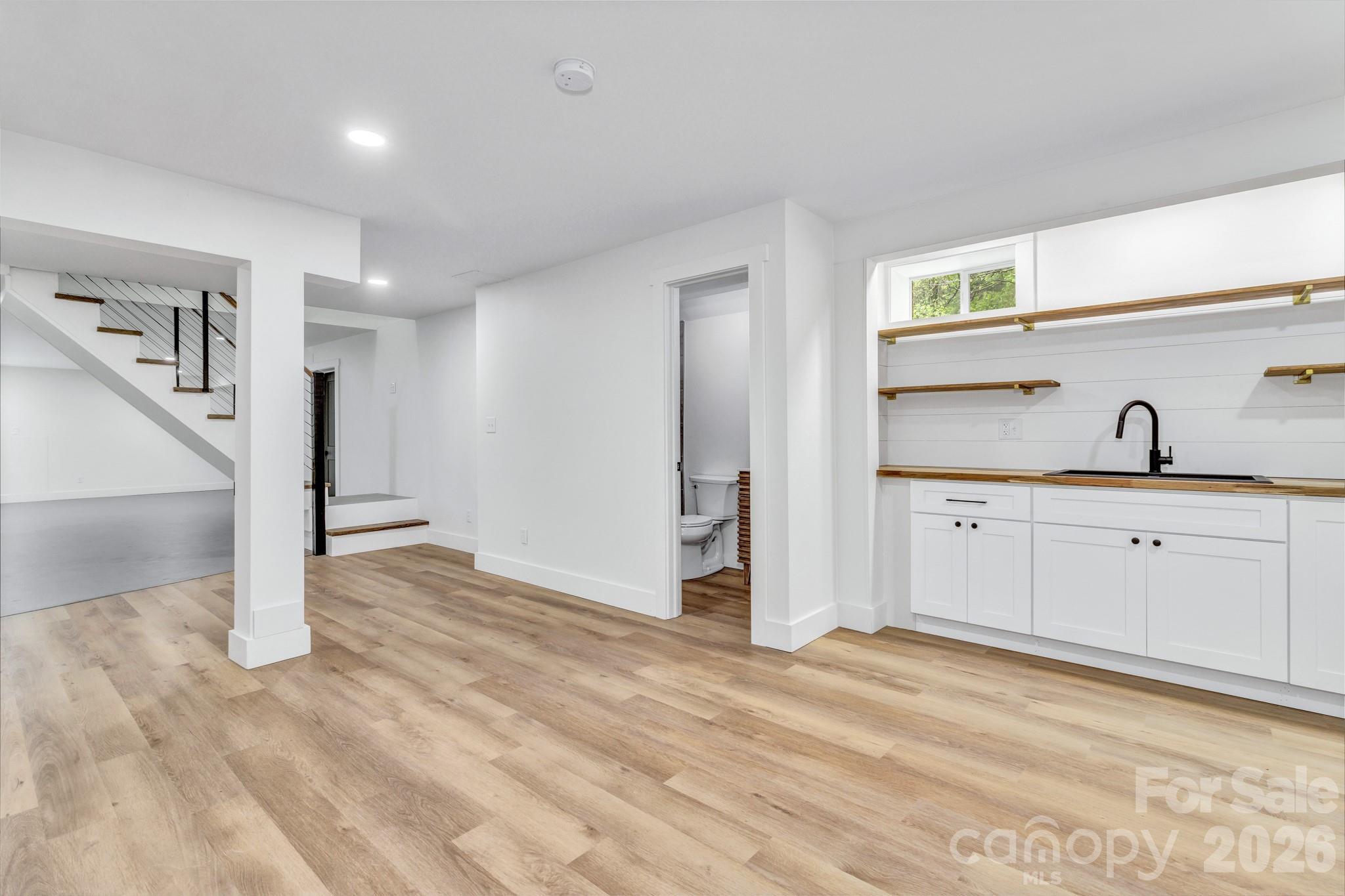 7 Angus Lane Asheville NC 28805