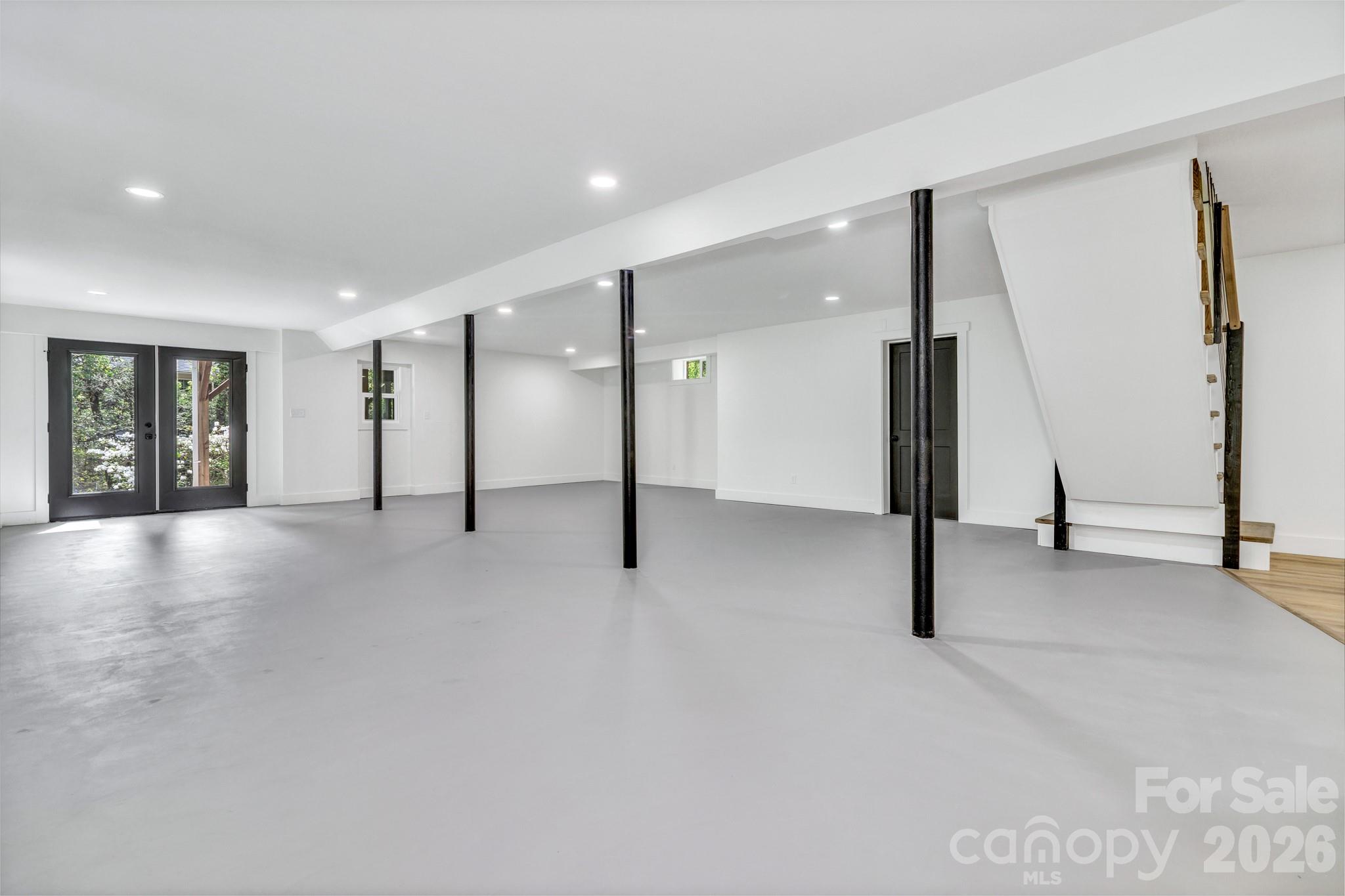 7 Angus Lane Asheville NC 28805