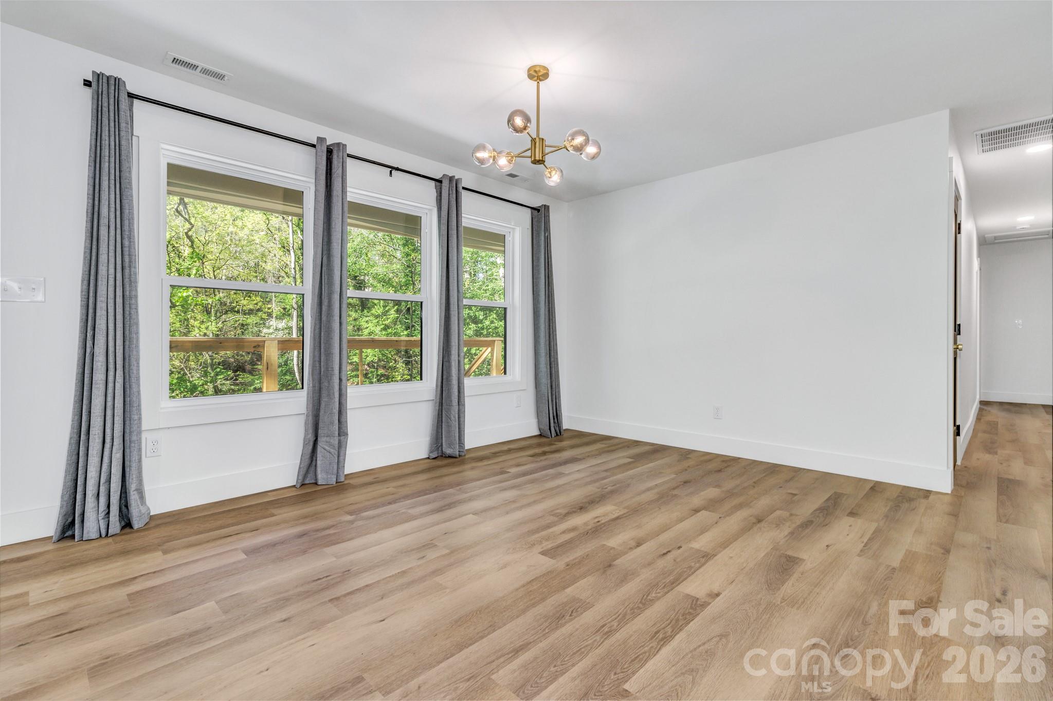 7 Angus Lane Asheville NC 28805