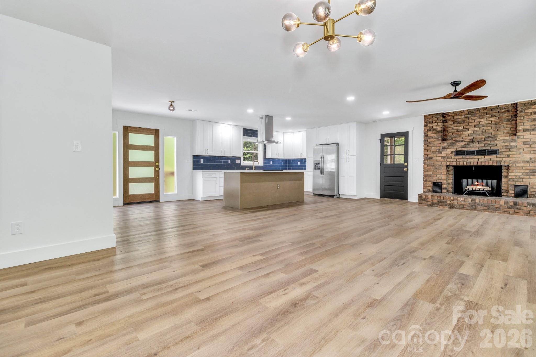 7 Angus Lane Asheville NC 28805